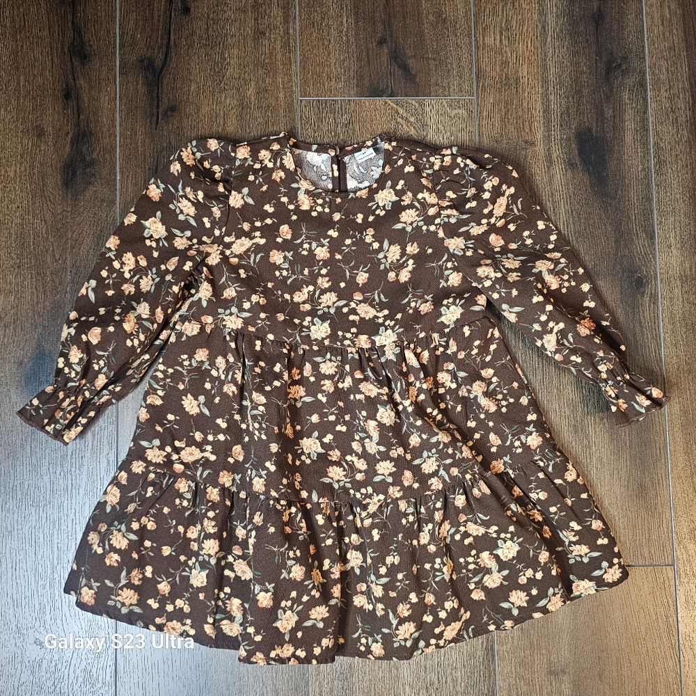 Size 4 Assorted Girls' Dresses Collection. Take Your Pick. - Picture 5 of 9
